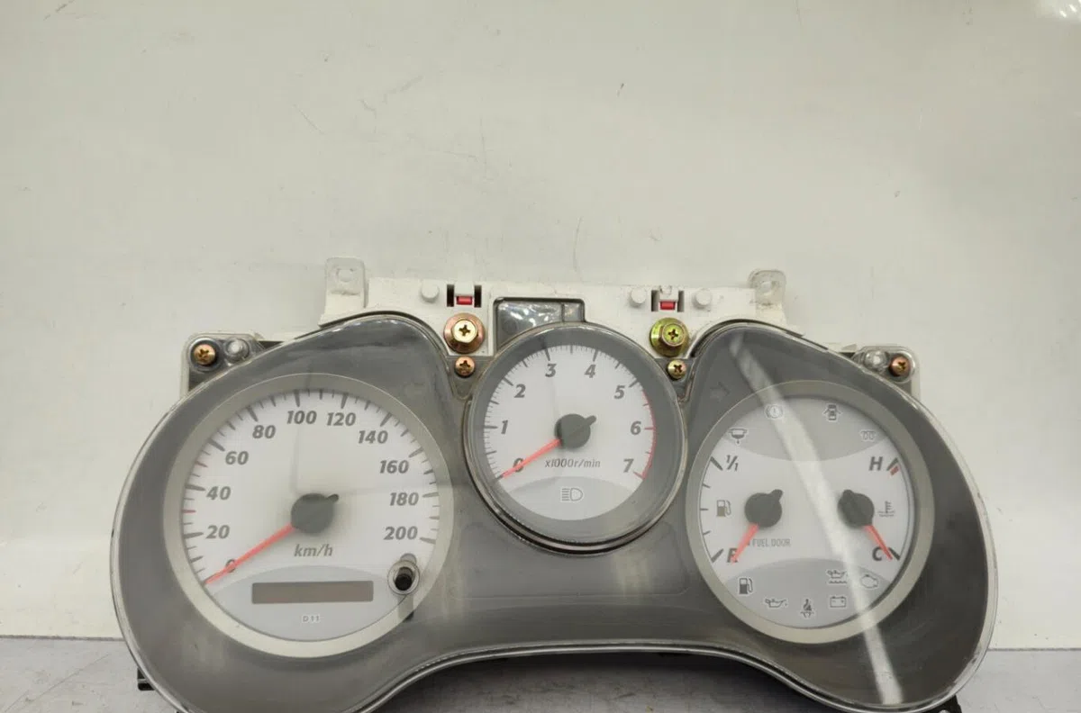 Compteur TOYOTA RAV4 2 PHASE 1 occasion — photo 3