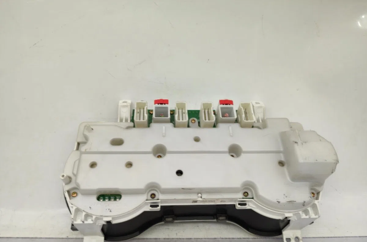 Compteur TOYOTA RAV4 2 PHASE 1 occasion — photo 4