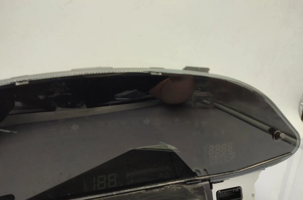 Compteur TOYOTA YARIS 2 PHASE 1 occasion