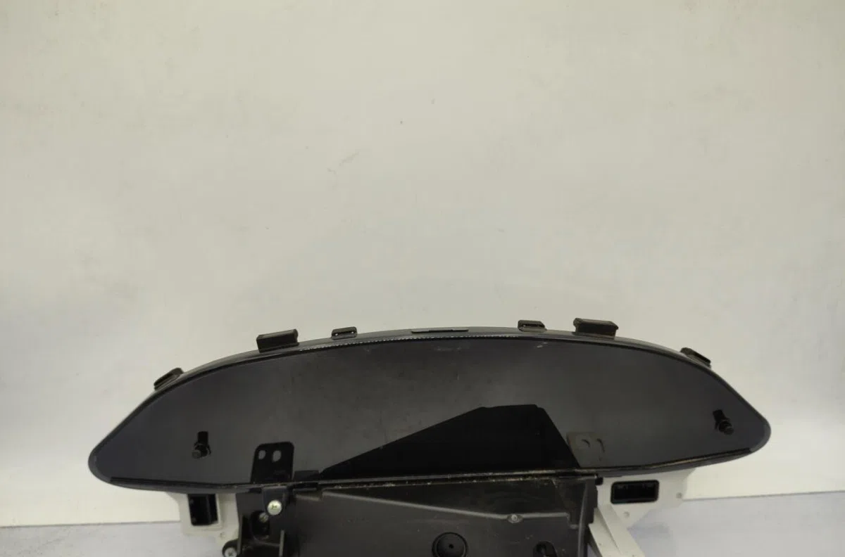 Compteur TOYOTA YARIS 2 PHASE 1 occasion — photo 2