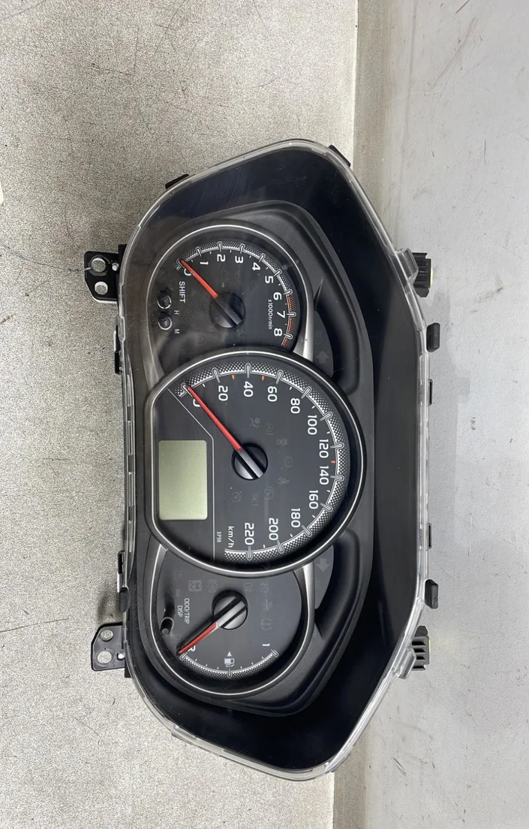 Compteur Toyota YARIS (_P13_) 1.0 (ksp130_) (2010) occasion