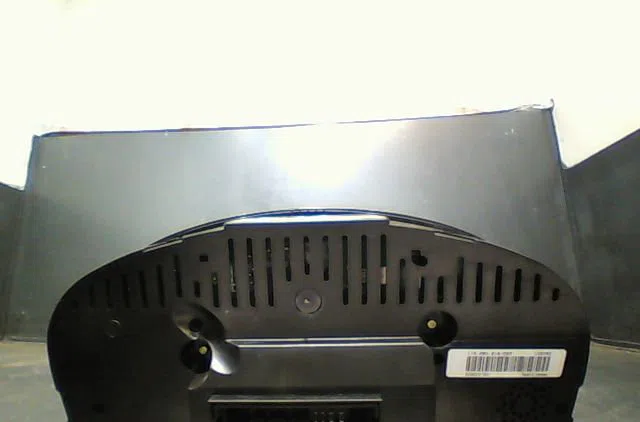 Compteur Volkswagen CADDY III Monospace (2KB, 2KJ, 2CB, 2CJ) 1.9 tdi (2004-2010) occasion — photo 2