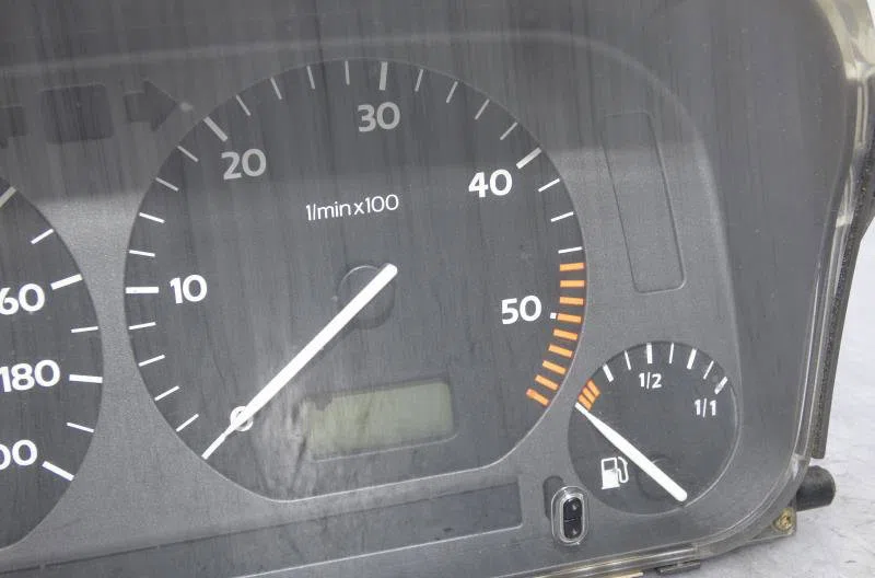 Compteur VOLKSWAGEN GOLF 3 occasion — photo 2