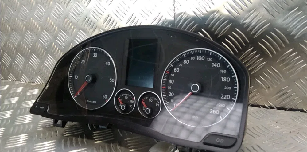 Compteur Volkswagen GOLF PLUS V (5M1, 521) 1.9 tdi (2005-2009) 5 portes occasion — photo 3