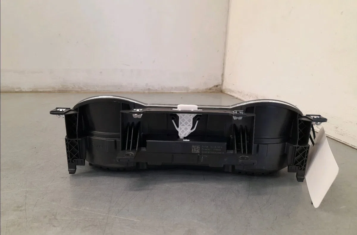 Compteur Volkswagen GOLF SPORTSVAN VII (AM1, AN1) 1.4 tsi (2014-2018) occasion — photo 3