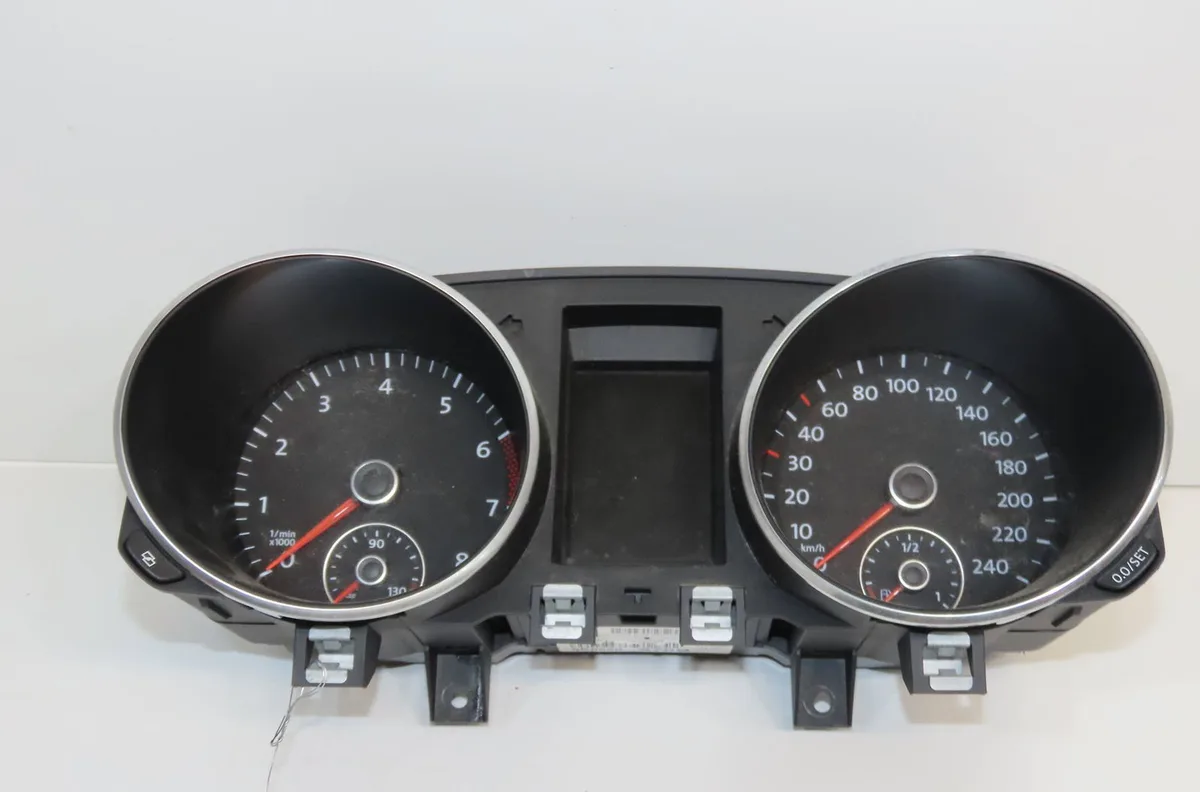 Compteur Volkswagen GOLF VI (5K1) 1.4 tsi (2008-2012) 5 portes occasion
