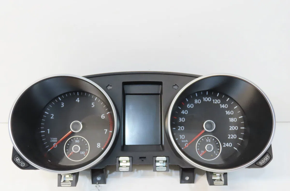 Compteur Volkswagen GOLF VI Décapotable (517) 1.2 tsi (2011-2016) occasion — photo 2