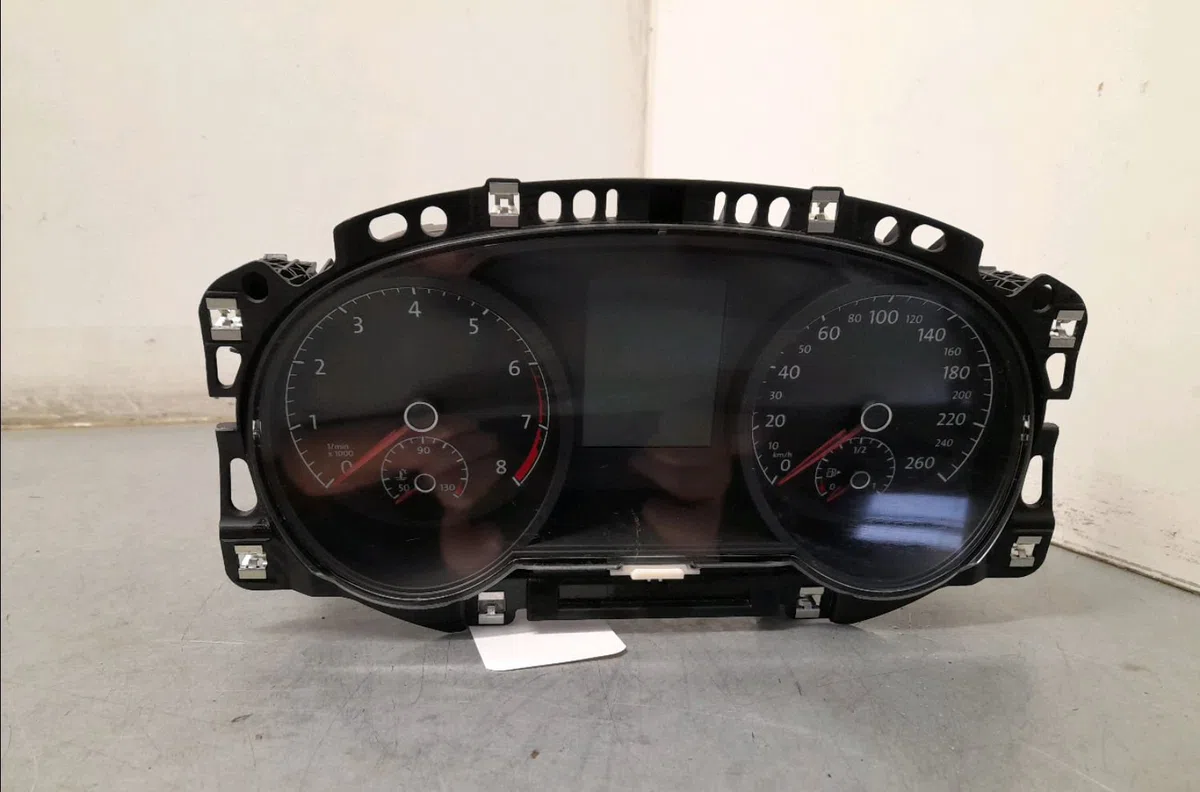 Compteur Volkswagen GOLF VII (5G1, BQ1, BE1, BE2) 1.2 tsi (2012-2017) occasion — photo 2
