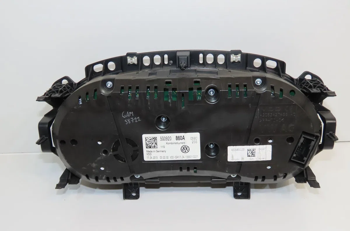 Compteur Volkswagen GOLF VII (5G1, BQ1, BE1, BE2) 1.6 tdi (2012-2017) occasion — photo 2