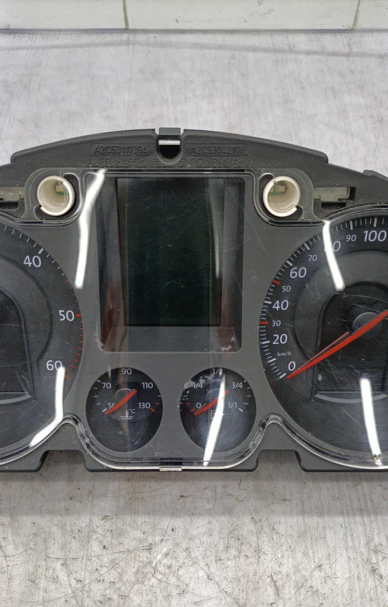 Compteur VOLKSWAGEN PASSAT 5 occasion — photo 2