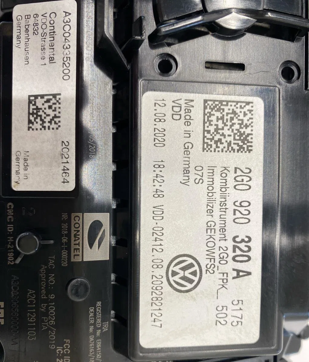 Compteur VOLKSWAGEN POLO 6 PHASE 1 occasion — photo 3