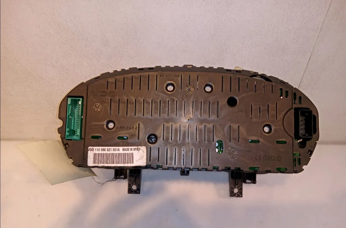 Compteur Volkswagen POLO (9N_, 9A_) 1.2 12v (2001-2007) 5 portes occasion — photo 2