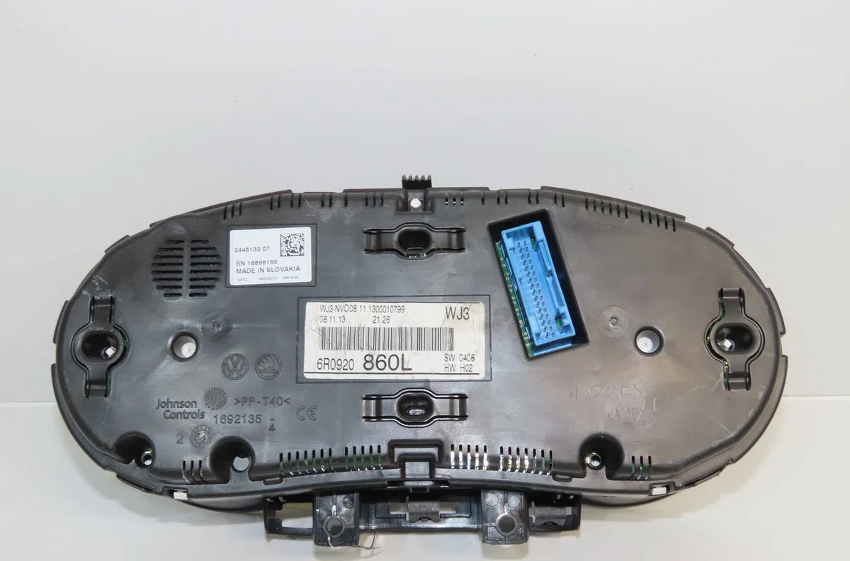 Compteur Volkswagen POLO V (6R1, 6C1) 1.2 (2009) occasion — photo 2