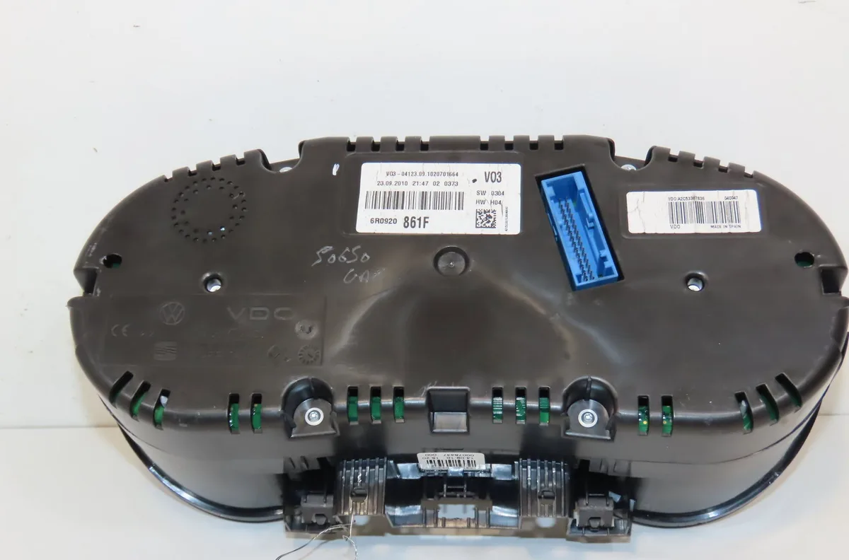Compteur Volkswagen POLO V (6R1, 6C1) 1.2 tdi (2009) 5 portes occasion — photo 2