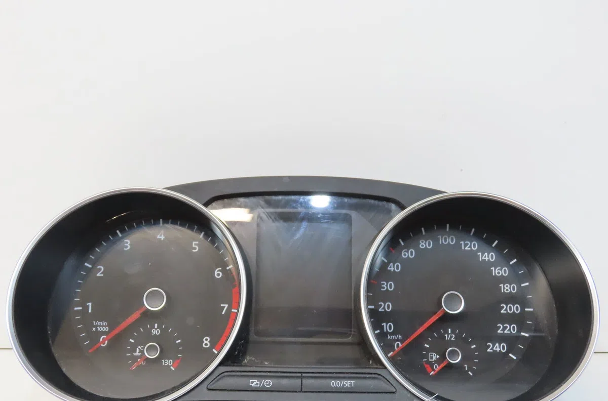 Compteur Volkswagen POLO V (6R1, 6C1) 1.2 tsi 16v (2014-2017) 5 portes occasion — photo 2