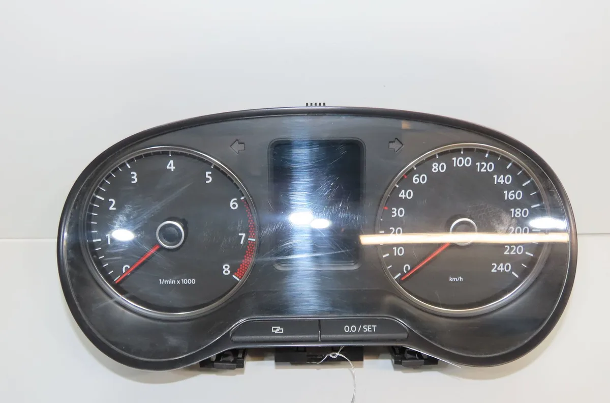 Compteur Volkswagen POLO V (6R1, 6C1) 1.2 tsi (2011-2014) occasion