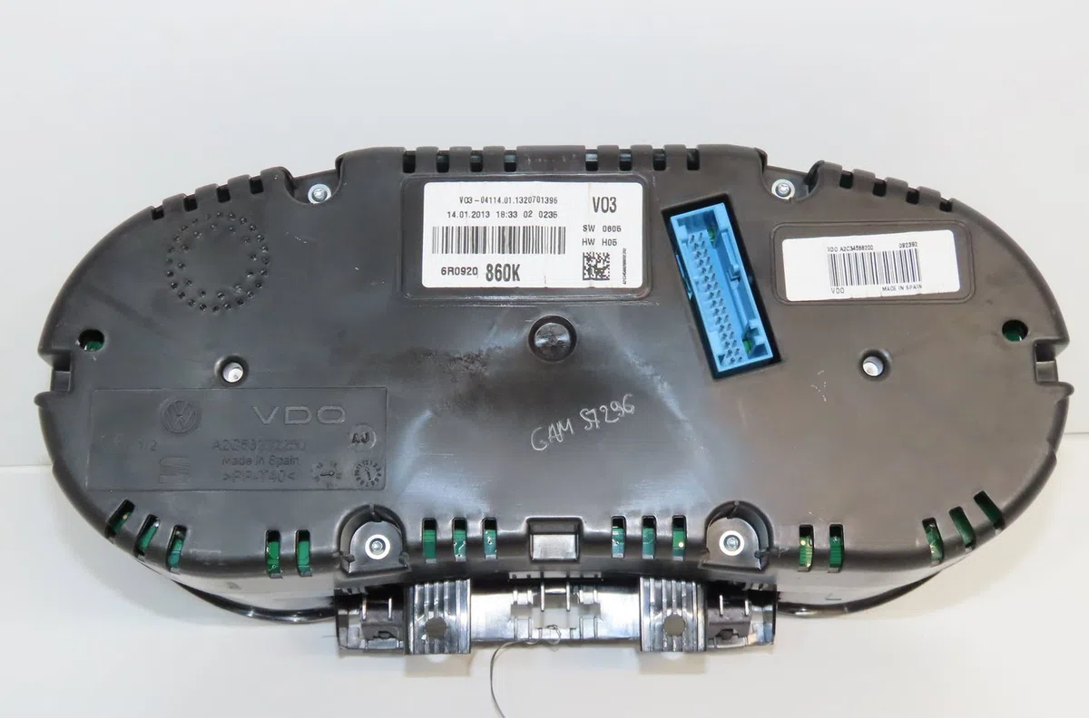 Compteur Volkswagen POLO V (6R1, 6C1) 1.2 tsi (2011-2014) occasion — photo 2