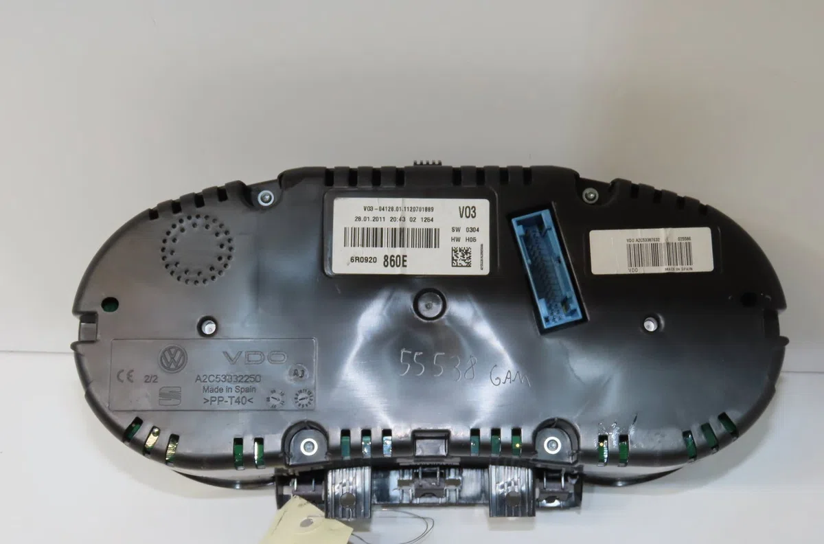 Compteur Volkswagen POLO V (6R1, 6C1) 1.4 (6r1) (2009-2014) occasion — photo 2