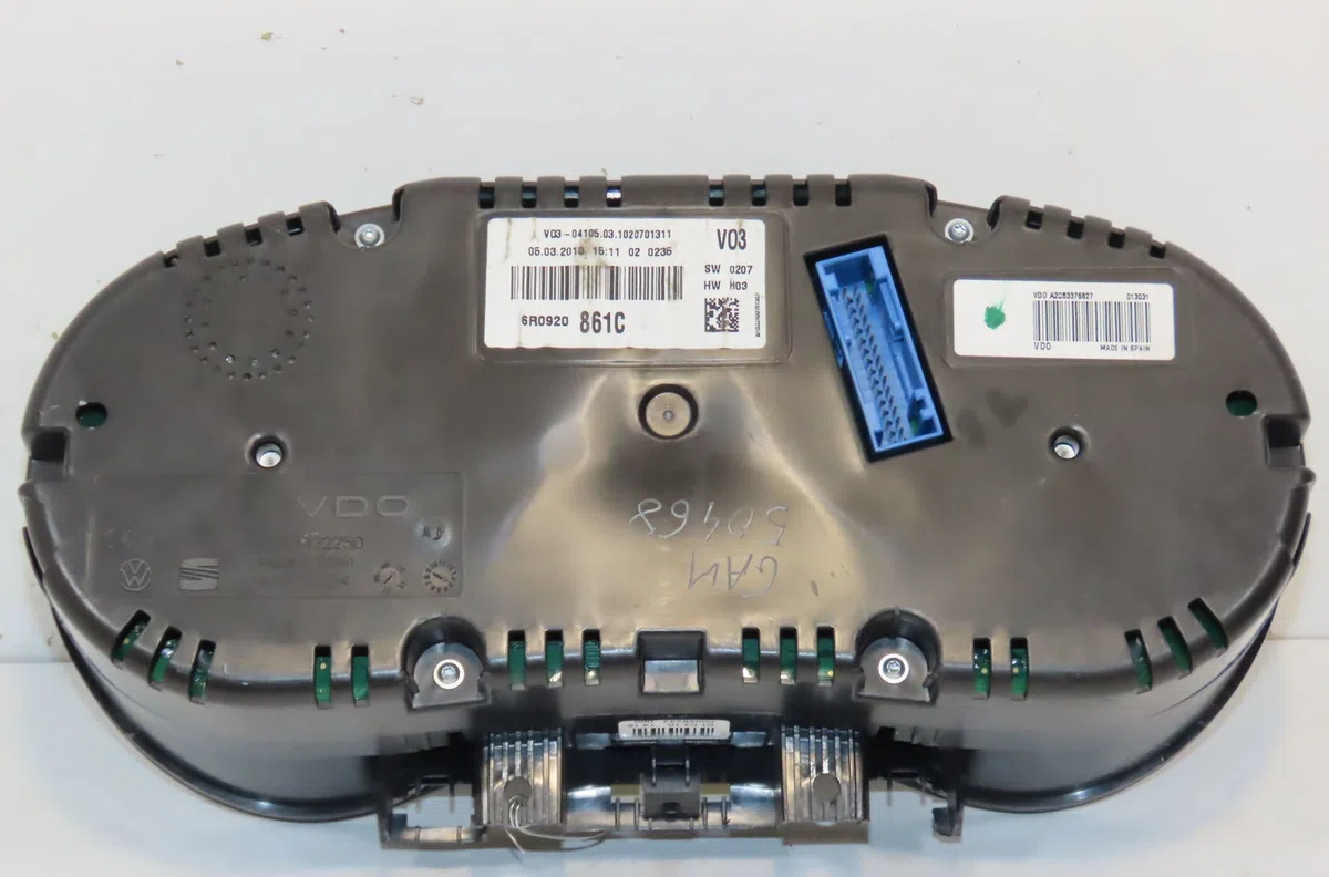 Compteur Volkswagen POLO V (6R1, 6C1) 1.6 tdi (2009) 5 portes occasion — photo 2