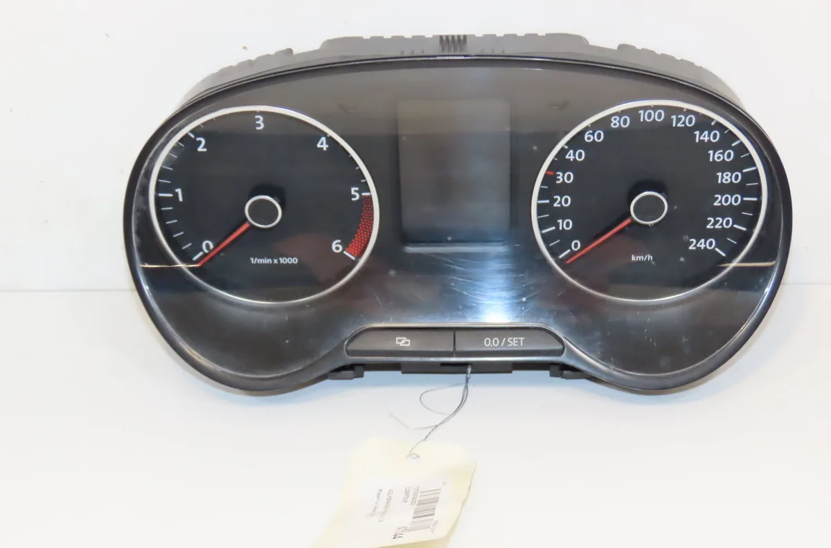 Compteur Volkswagen POLO V (6R1, 6C1) 1.6 tdi (2009) 5 portes occasion