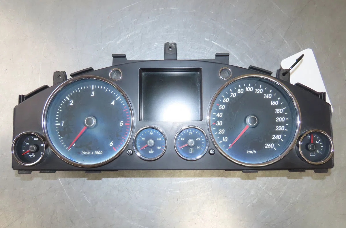 Compteur Volkswagen TOUAREG (7LA, 7L6, 7L7) 3.0 v6 tdi (2004-2010) occasion