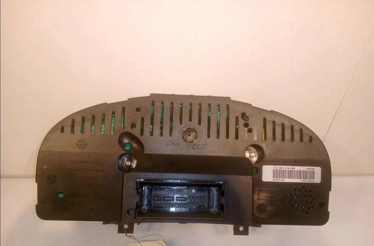 Compteur Volkswagen TOURAN (1T1, 1T2) 1.9 tdi (2003-2004) 5 portes occasion — photo 2