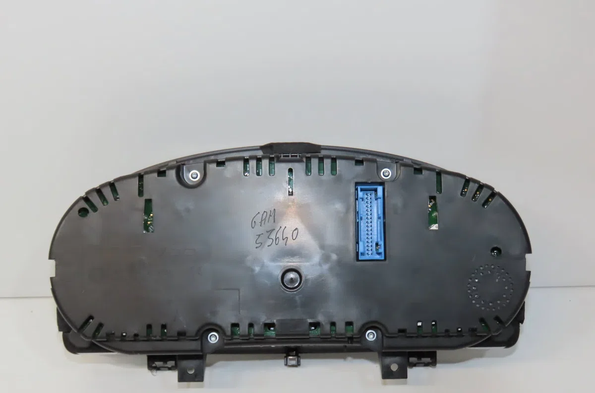 Compteur Volkswagen TOURAN (1T3) 2.0 tdi (2010-2015) 5 portes occasion — photo 2