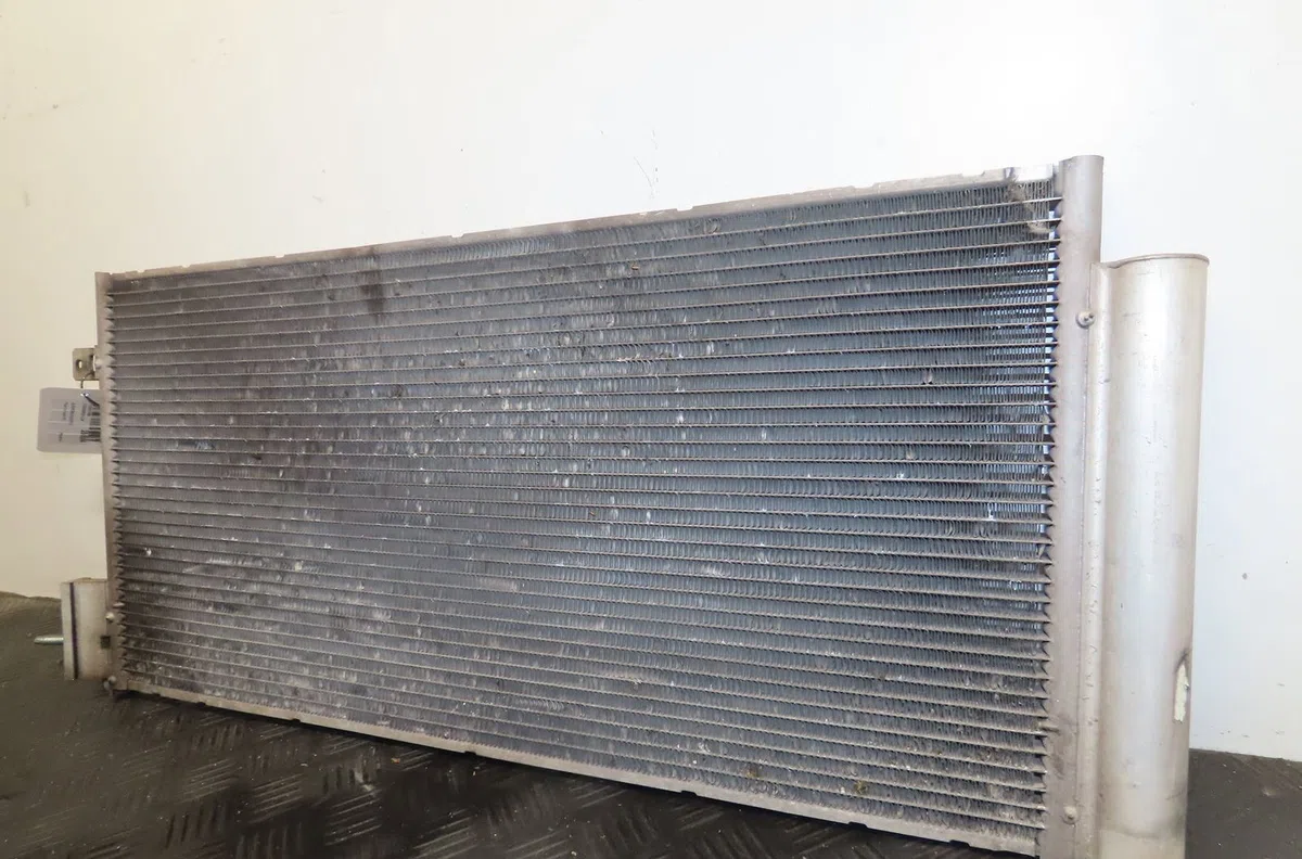 Condenseur clim Alfa romeo GIULIETTA (940_) 1.6 jtdm (940fxd1a) (2010-2016) 5 portes occasion — photo 3
