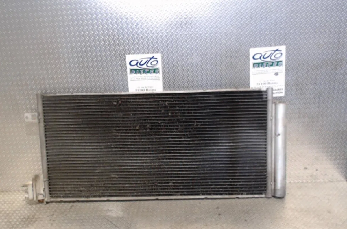 Condenseur clim Alfa romeo MITO (955_) 1.4 turbo multiair (955axm1a, 955axr11) (2009-2014) occasion — photo 2