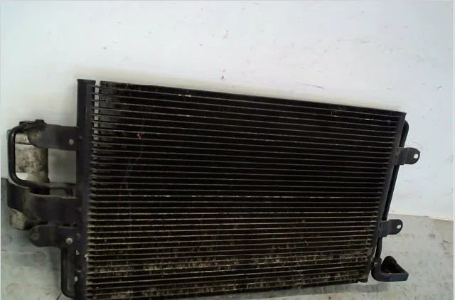 Condenseur clim Audi A3 (8L1) 1.9 tdi (1996-2001) occasion — photo 2