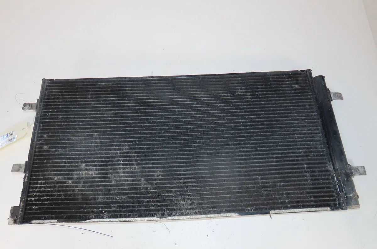 Condenseur clim Audi A5 Décapotable (8F7) 2.0 tfsi quattro (2009-2017) occasion