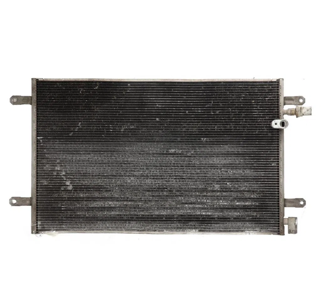 Condenseur clim Audi A6 C6 (4F2) 3.0 tdi quattro (2004-2006) 4 portes occasion — photo 2