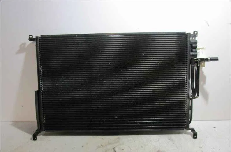 Condenseur clim AUDI A8 II occasion — photo 2