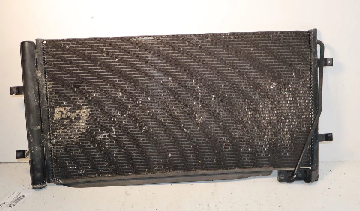 Condenseur clim Audi Q3 (8UB, 8UG) 2.0 tdi (2011-2018) occasion — photo 4