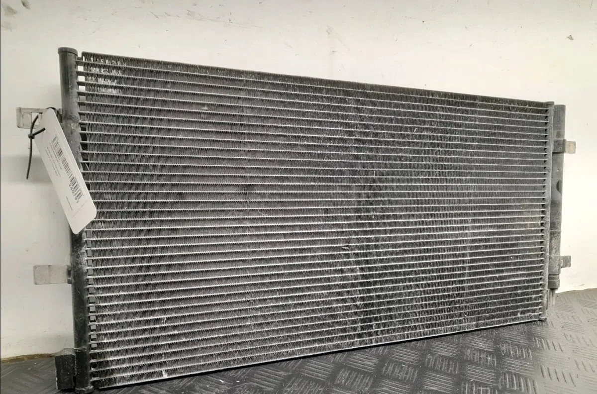 Condenseur clim Audi Q5 (8RB) Sq5 tdi quattro (2012-2015) occasion — photo 2