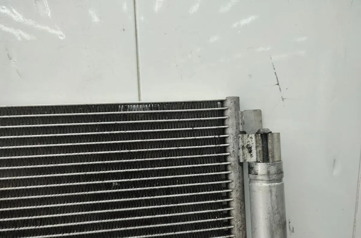 Condenseur clim BMW SERIE 3 F31 TOURING PHASE 1 BREAK occasion — photo 4