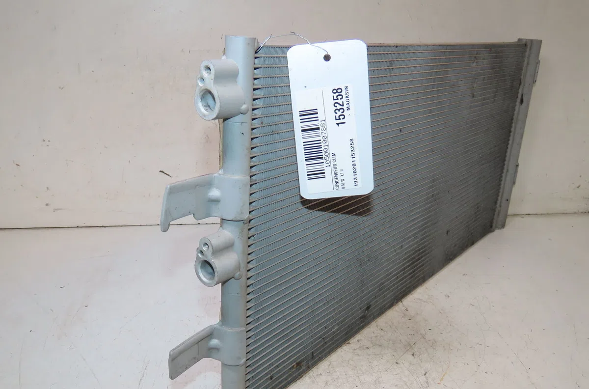Condenseur clim Bmw X1 (F48) Sdrive 18 d (2015) occasion — photo 2