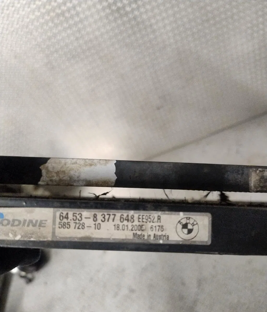 Condenseur clim BMW X3 E83  X3 E83 PHASE 1 occasion — photo 3
