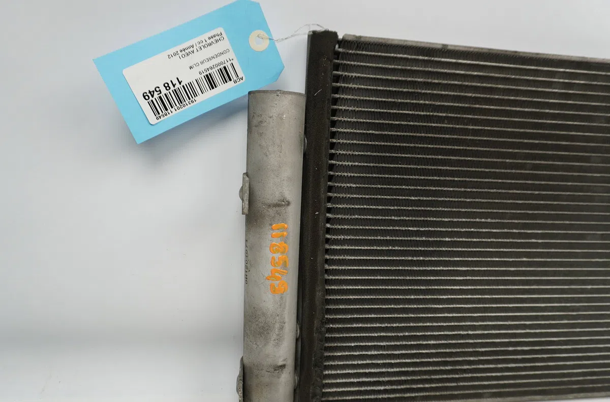 Condenseur clim Chevrolet AVEO 3-5 portes (T300) 1.3 d (2011-2015) occasion — photo 3