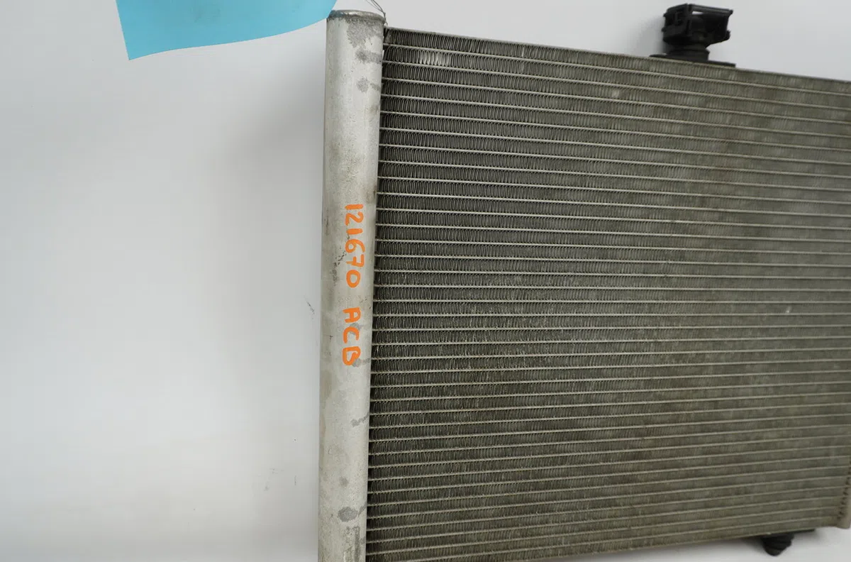 Condenseur clim Citroen C3 I (FC_, FN_) 1.4 hdi (2003-2011) 5 portes occasion — photo 2