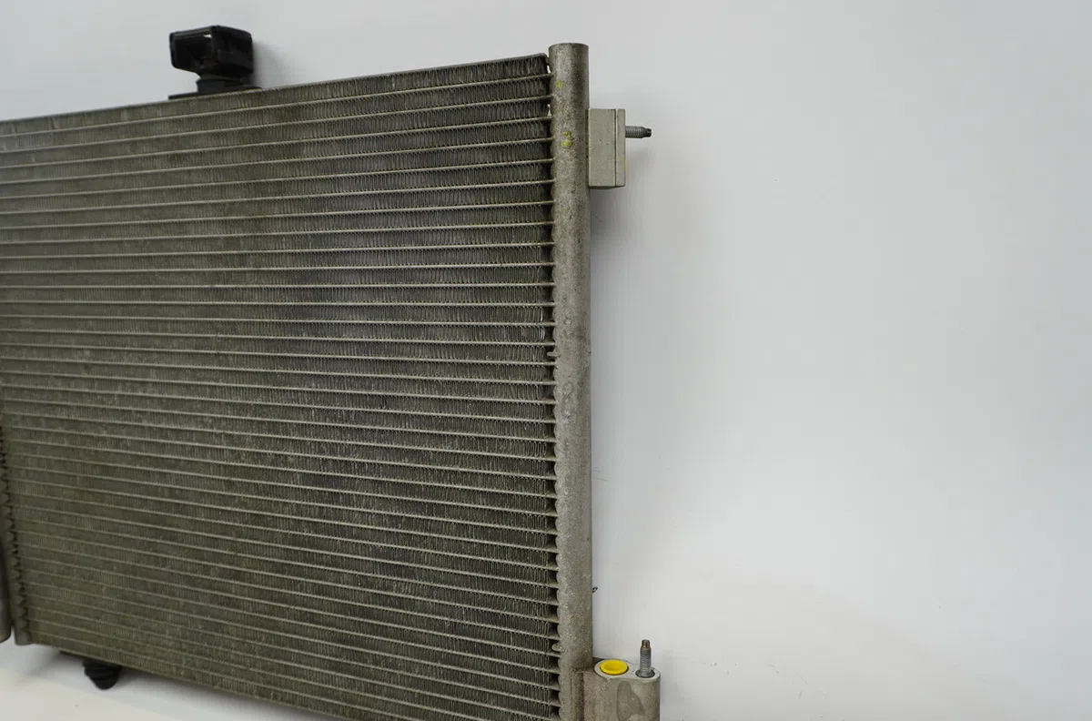 Condenseur clim Citroen C3 I (FC_, FN_) 1.4 hdi (2003-2011) 5 portes occasion — photo 3