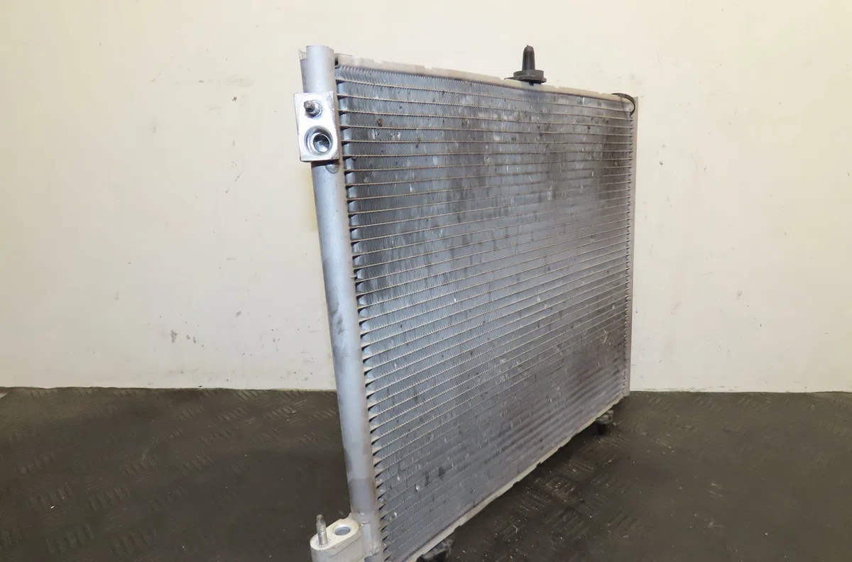 Condenseur clim Citroën C3 II (SC_) 1.0 vti 68 (2012) 5 portes occasion — photo 3