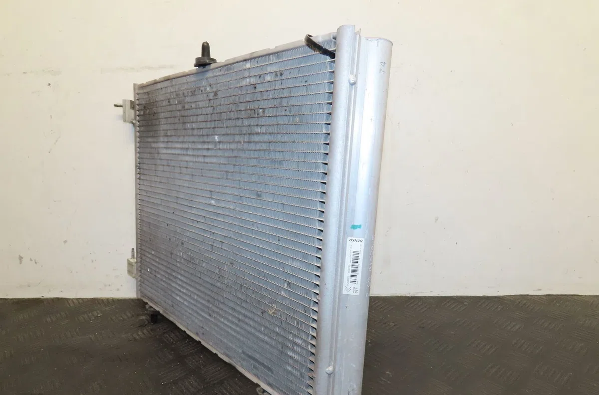 Condenseur clim Citroën C3 II (SC_) 1.0 vti 68 (2012) 5 portes occasion — photo 4
