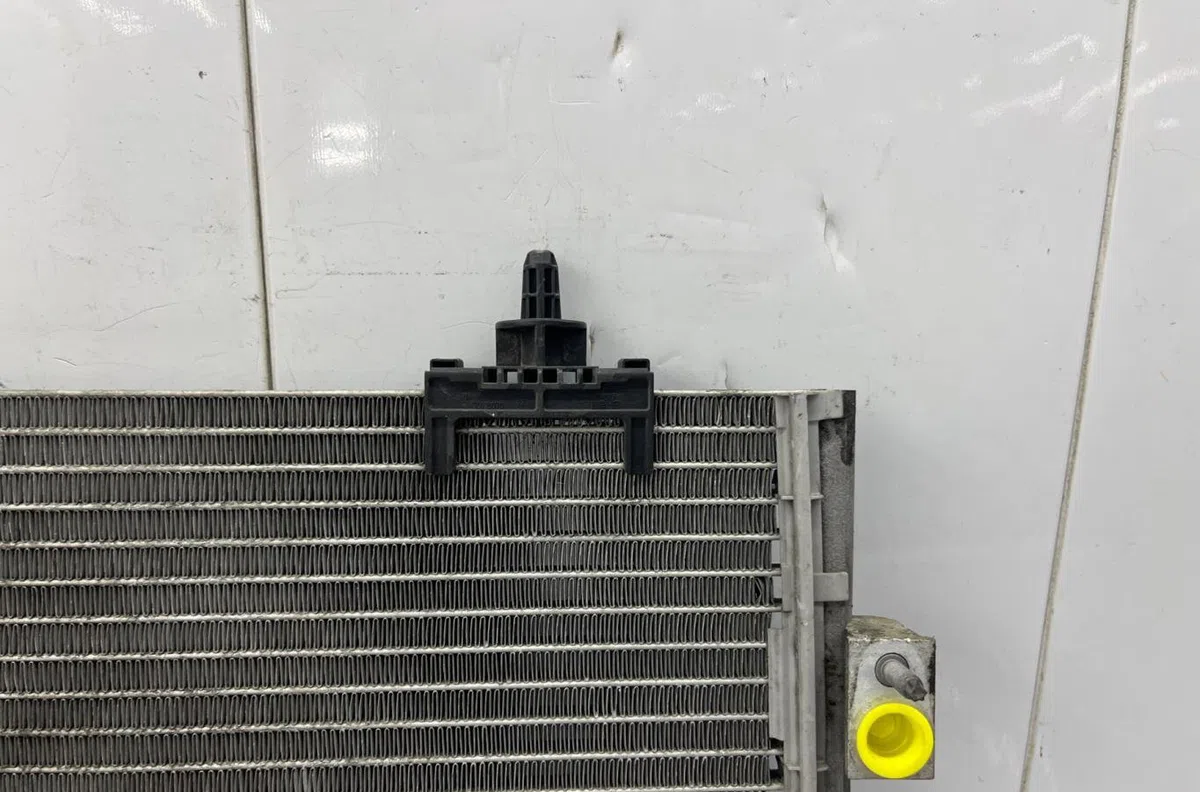 Condenseur clim CITROEN C4 1 PHASE 1 occasion — photo 3