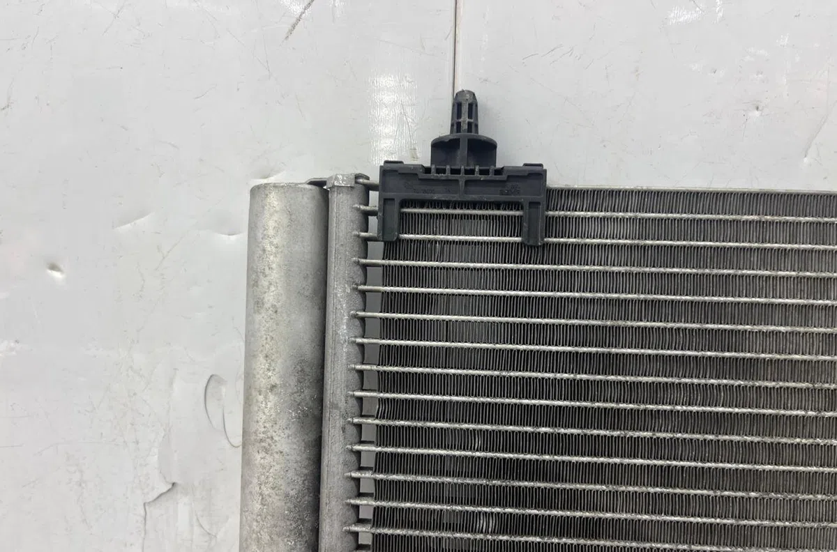 Condenseur clim CITROEN C4 PICASSO 1 occasion — photo 3