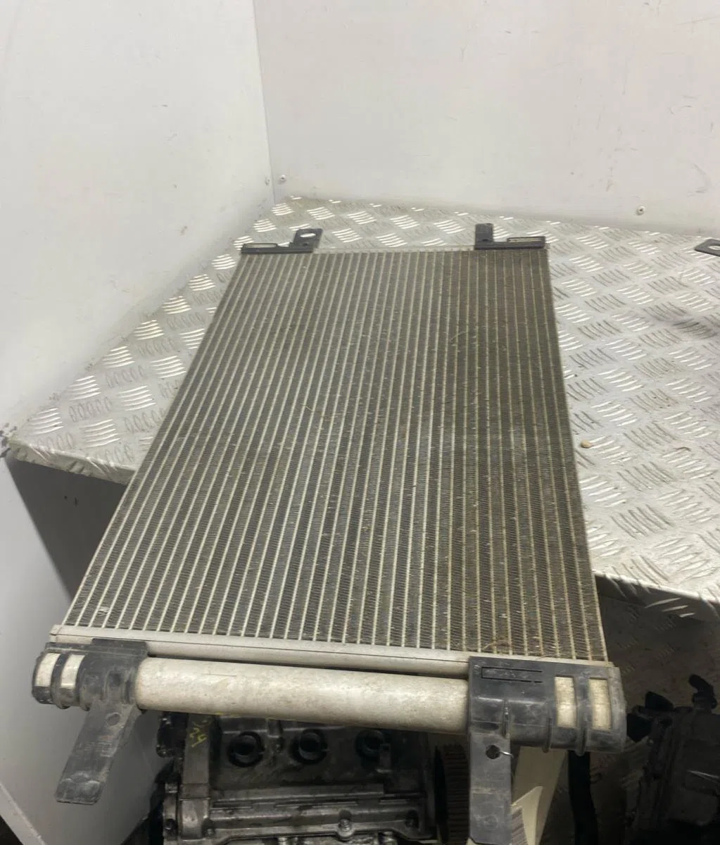 Condenseur clim CITROEN C4 PICASSO 2 PHASE 1 occasion — photo 4