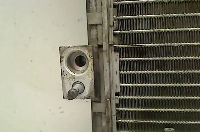 Condenseur clim Citroen C4 PICASSO I Monospace (UD_) 1.6 hdi (2007-2013) 5 portes occasion — photo 2
