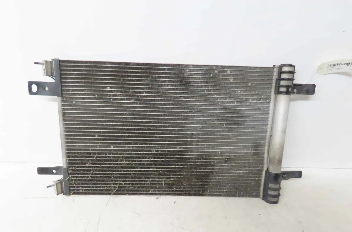 Condenseur clim CITROEN C4 PICASSO II occasion — photo 3