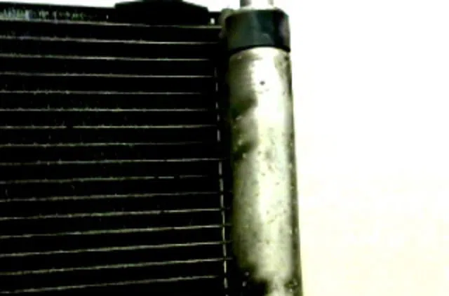 Condenseur clim Citroën C5 II (RC_) 1.6 hdi (rc8hzb) (2004-2008) occasion — photo 2