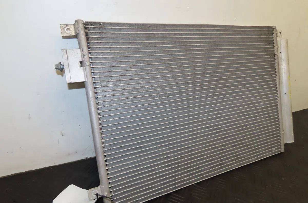 Condenseur clim Fiat PANDA (312_, 319_) 0.9 (312pxg1a) (2012) occasion — photo 2